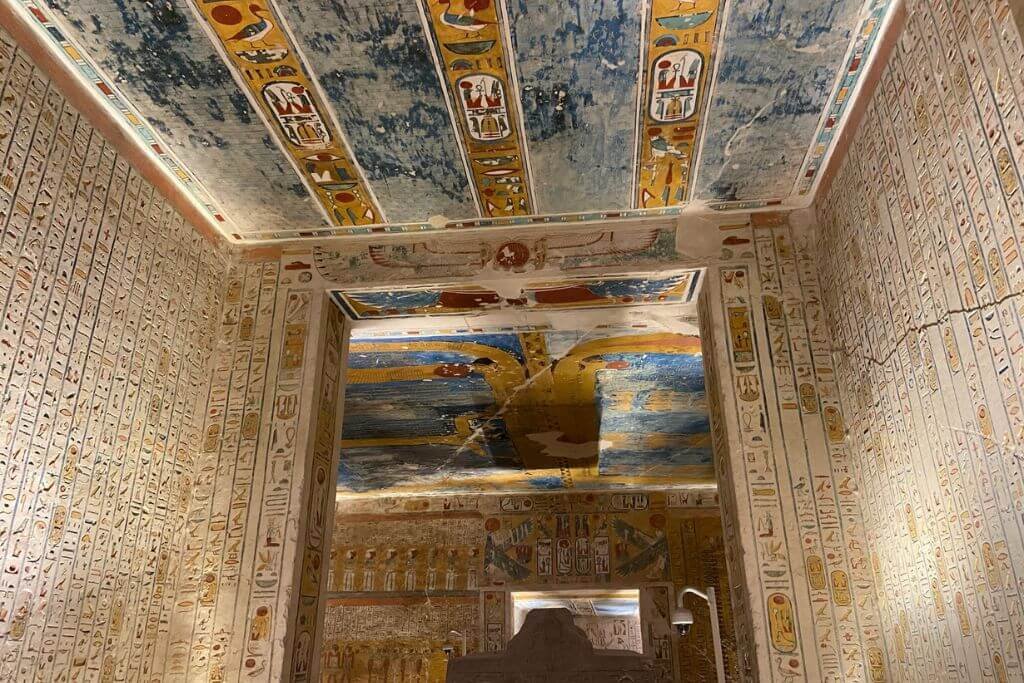 luxor-valley-of-the-kings-tombs-day tour